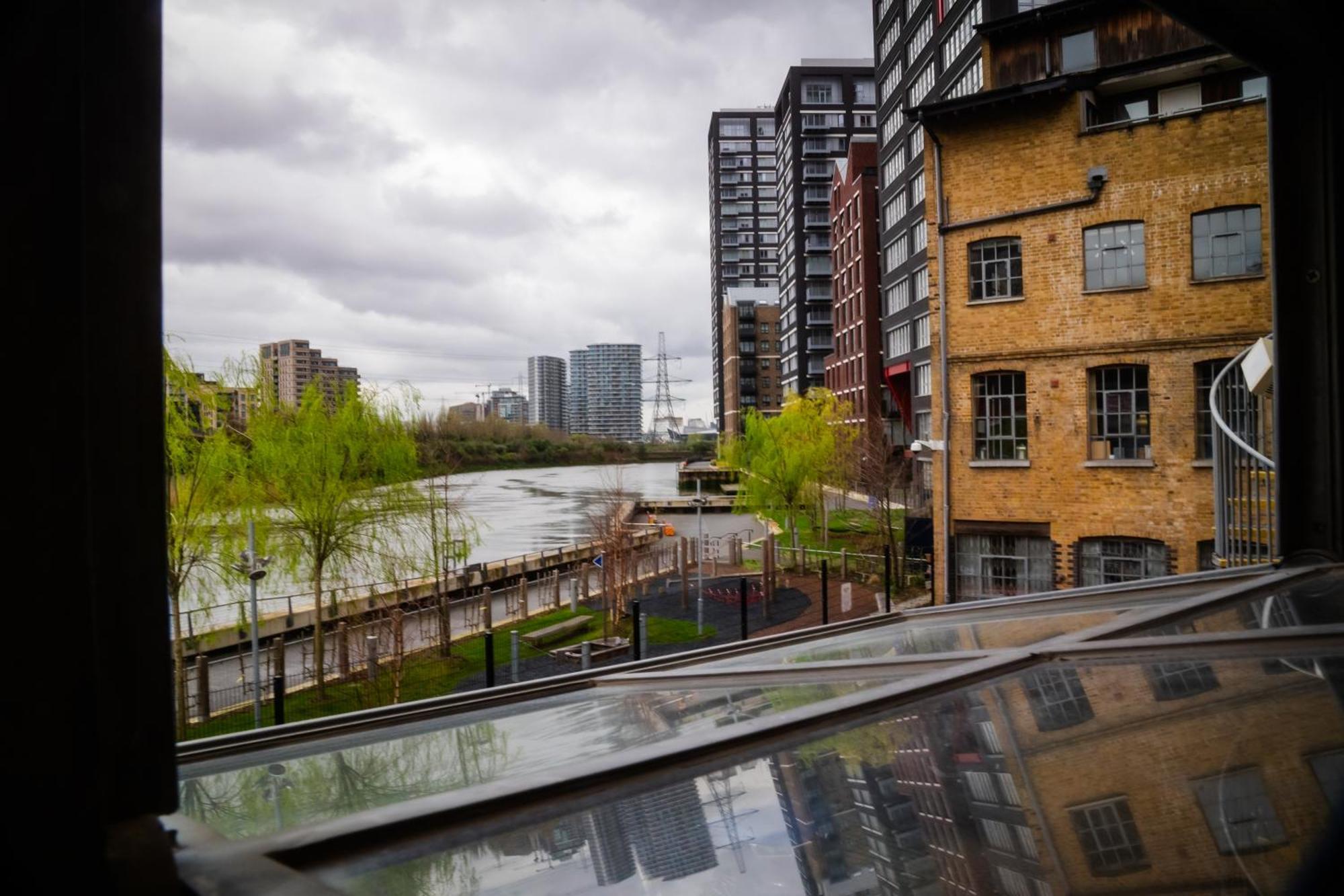 Loft Style Apartment Near O2, Abba Voyage, Excel London Ngoại thất bức ảnh